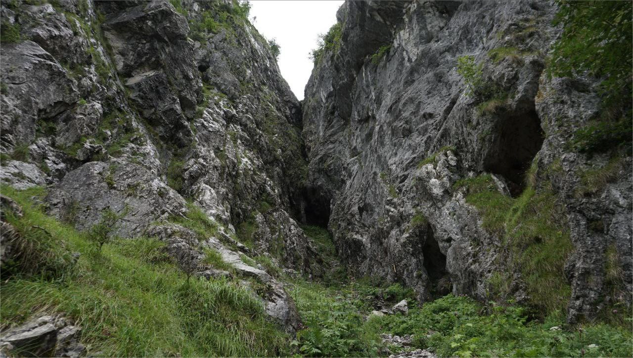 Le montagne hanno gli occhi